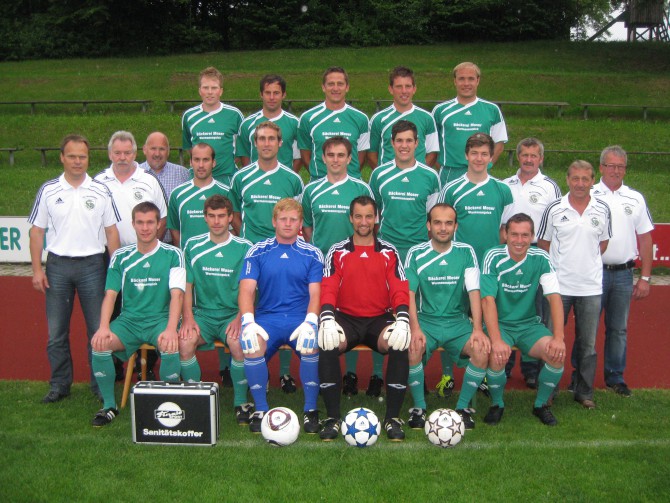 1 Mannschaft 2010